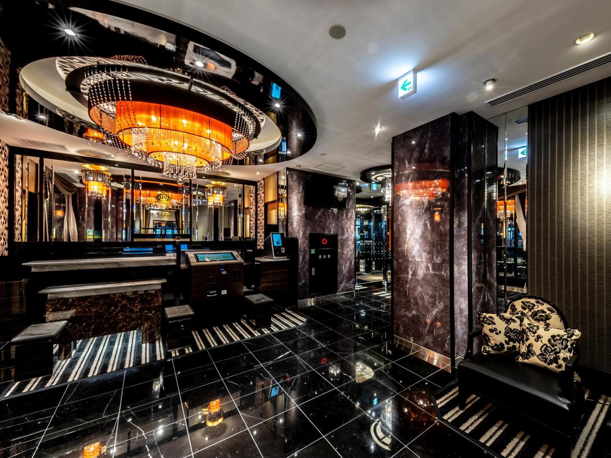 โรงแรม Apa Kayabacho Hachobori Ekimae 3*