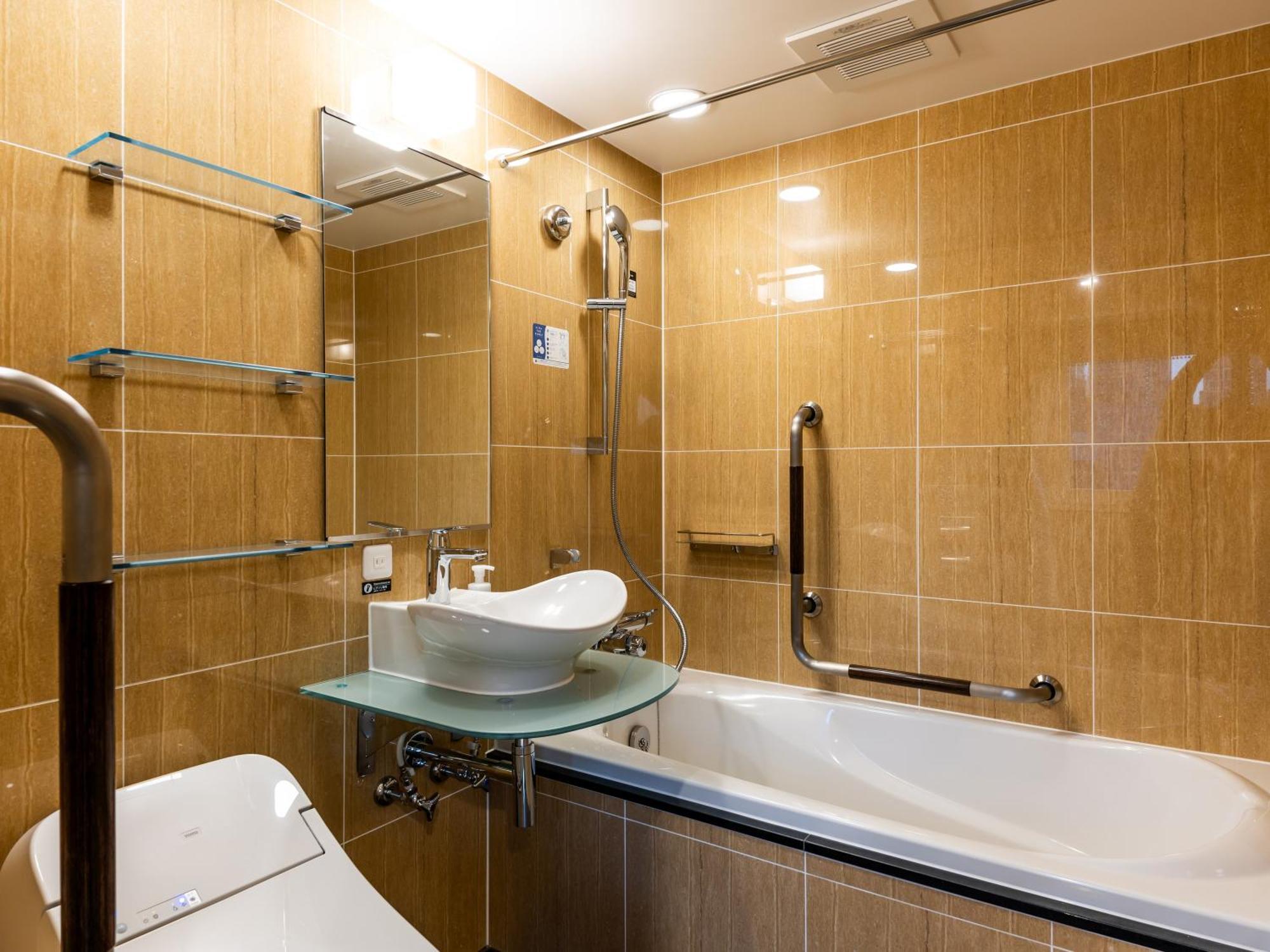 Apa Kayabacho Hachobori Ekimae โรงแรม 3*
